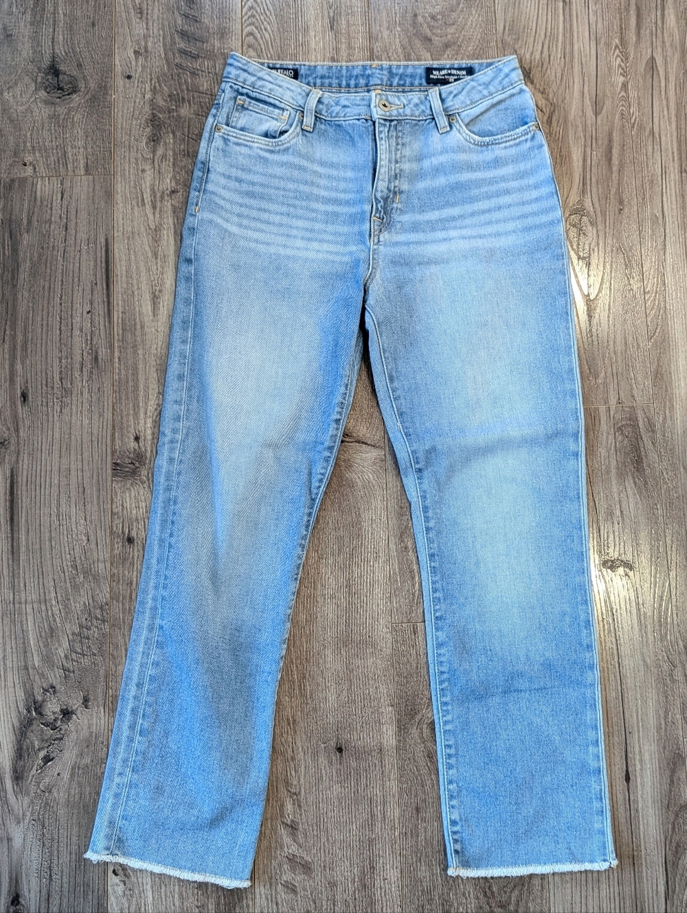 Buffalo Denim Women's Jayden Straight Leg Jeans Frayed Hem Light Medium Wash